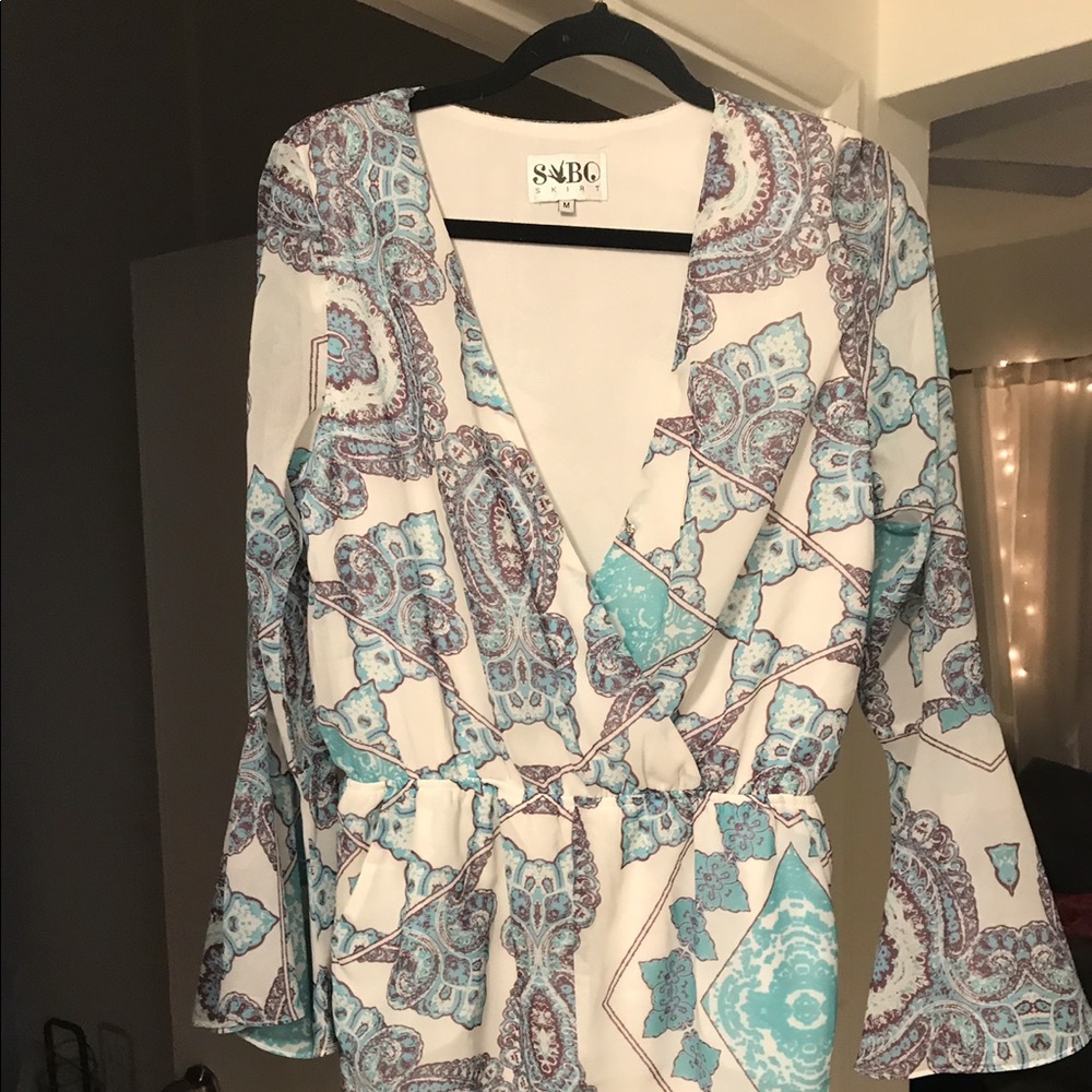 Long sleeve blue and white romper